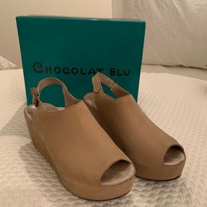 Chocolat Blu Camel Sand Wedges